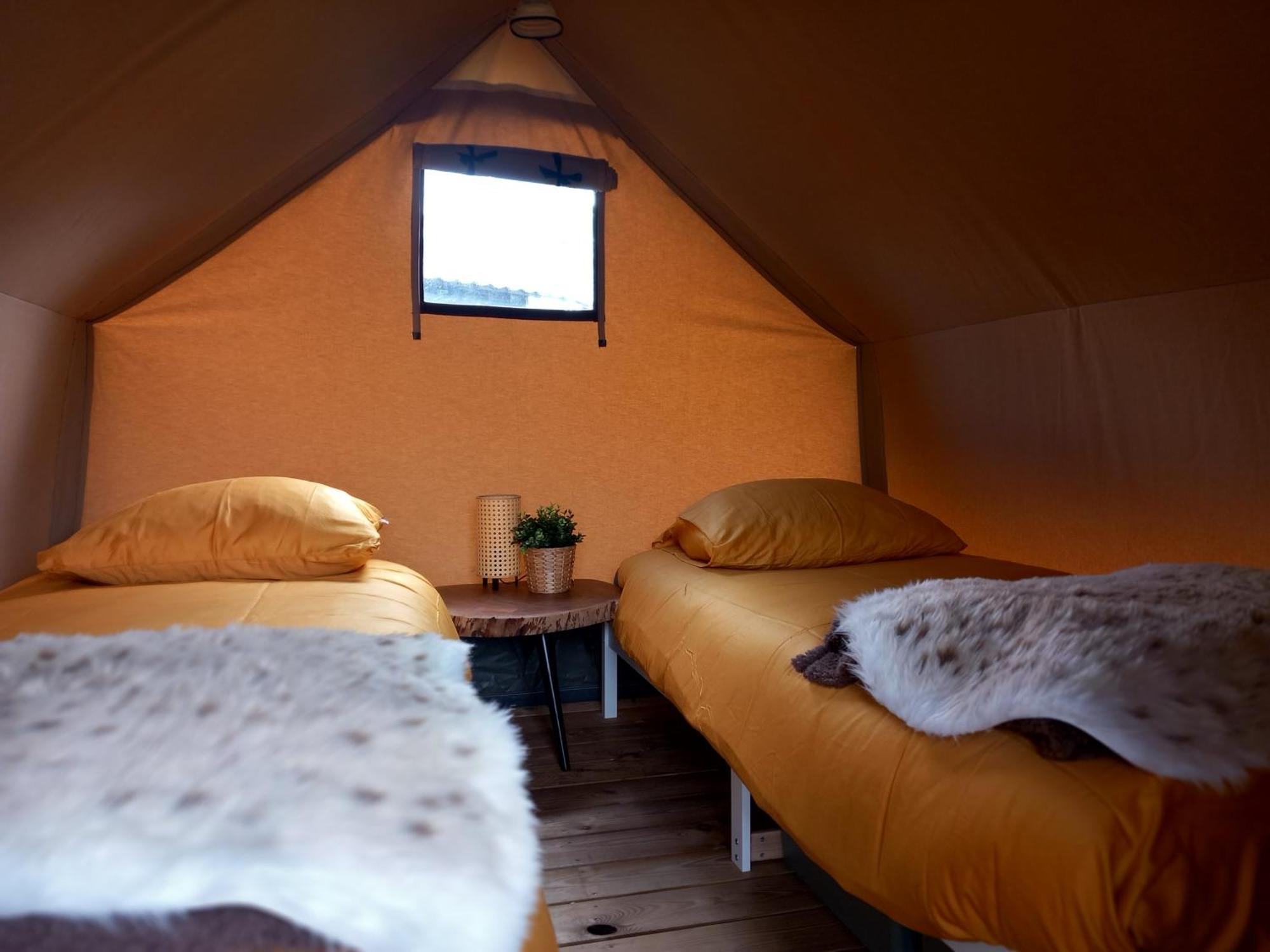 Safari Lodge 'Linge-Zicht' Tiel Zewnętrze zdjęcie
