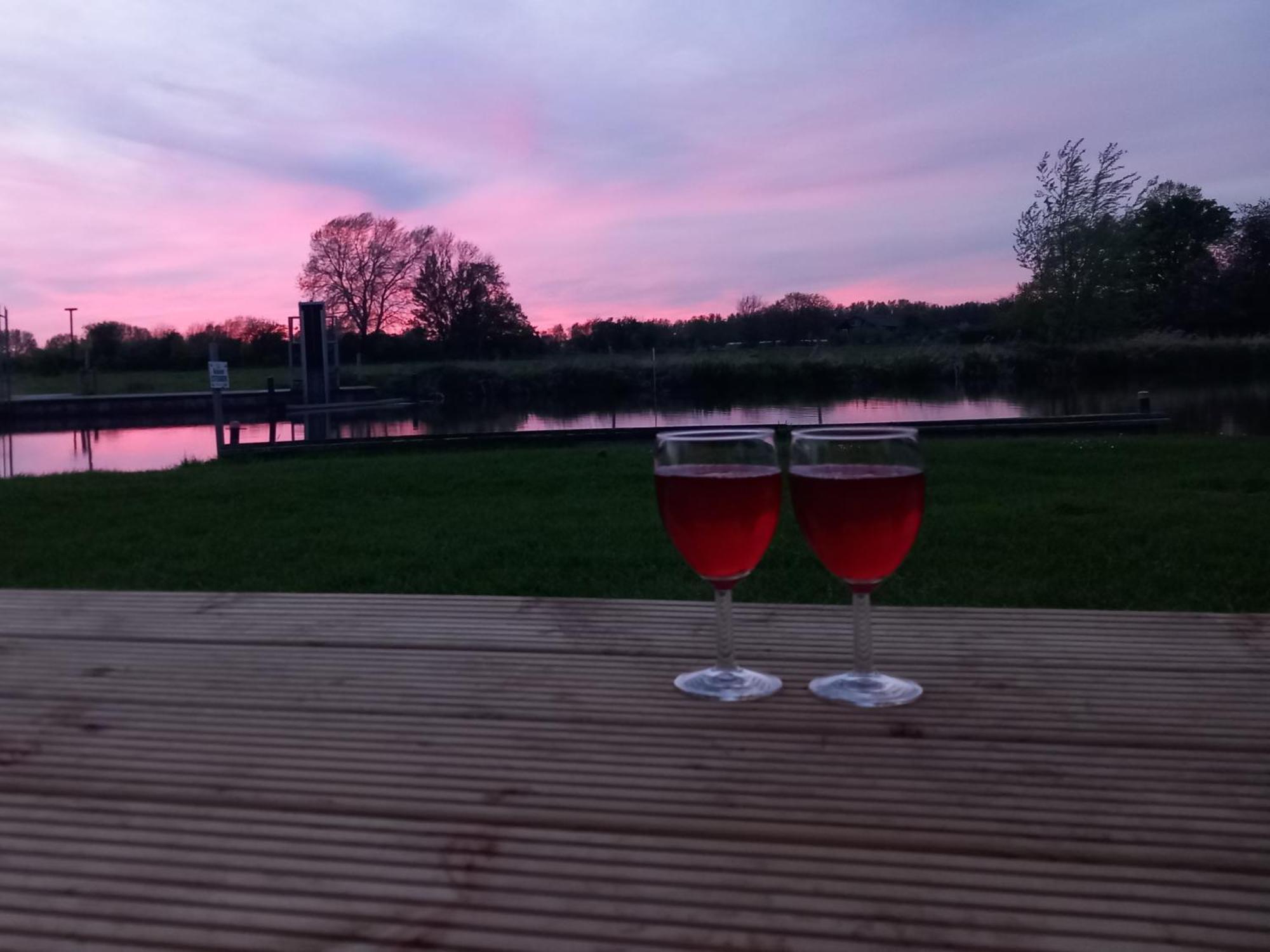Safari Lodge 'Linge-Zicht' Tiel Zewnętrze zdjęcie